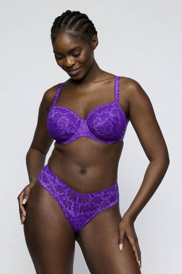 PrimaDonna Mocuto string paars