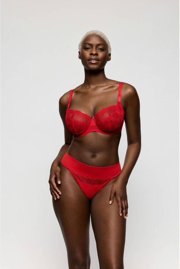 PrimaDonna string Sophora rood