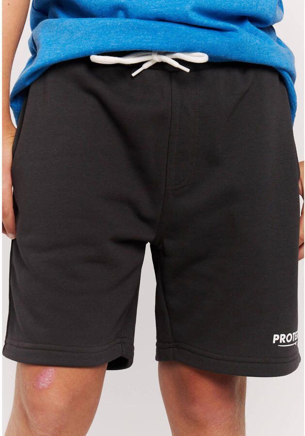 Protest sweatshort