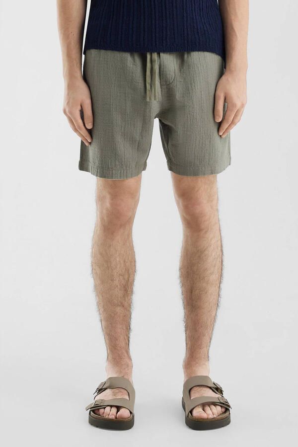 Q S by s.Oliver regular casual short olijfgroen