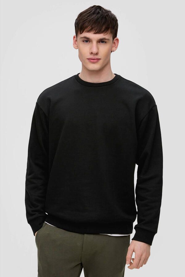 Q S designed by Sweatshirt met geborduurd logo