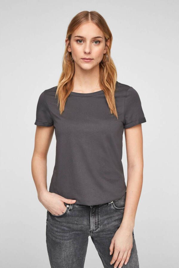 Q S designed by T-shirt casual basic look