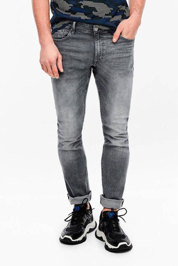 Q S designed by 5-pocket jeans met lichte used-effecten