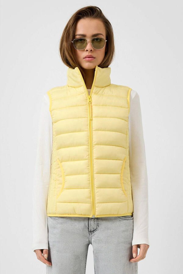 QS bodywarmer licht gewatteerd lichtgeel
