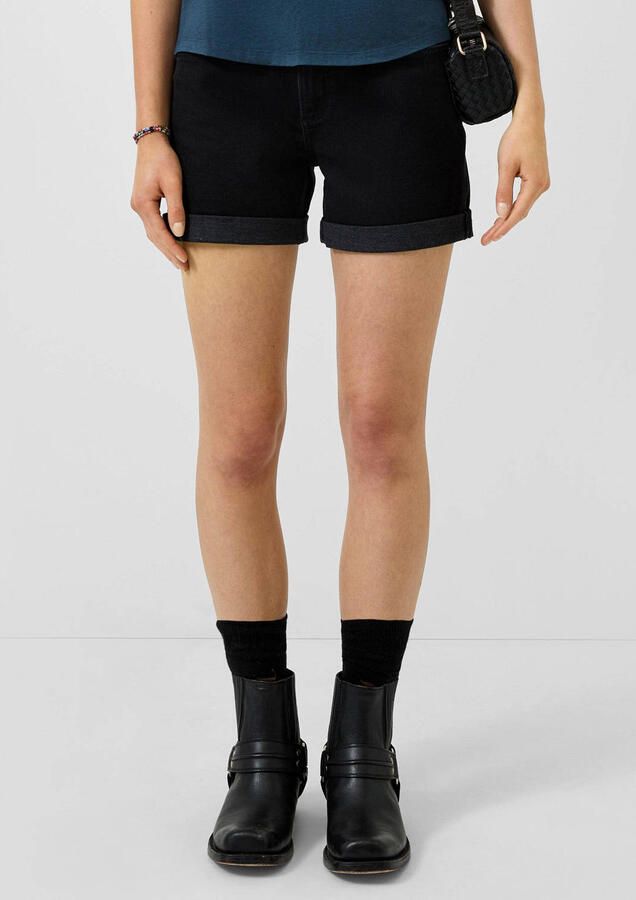 QS denim slim regular waist short zwart