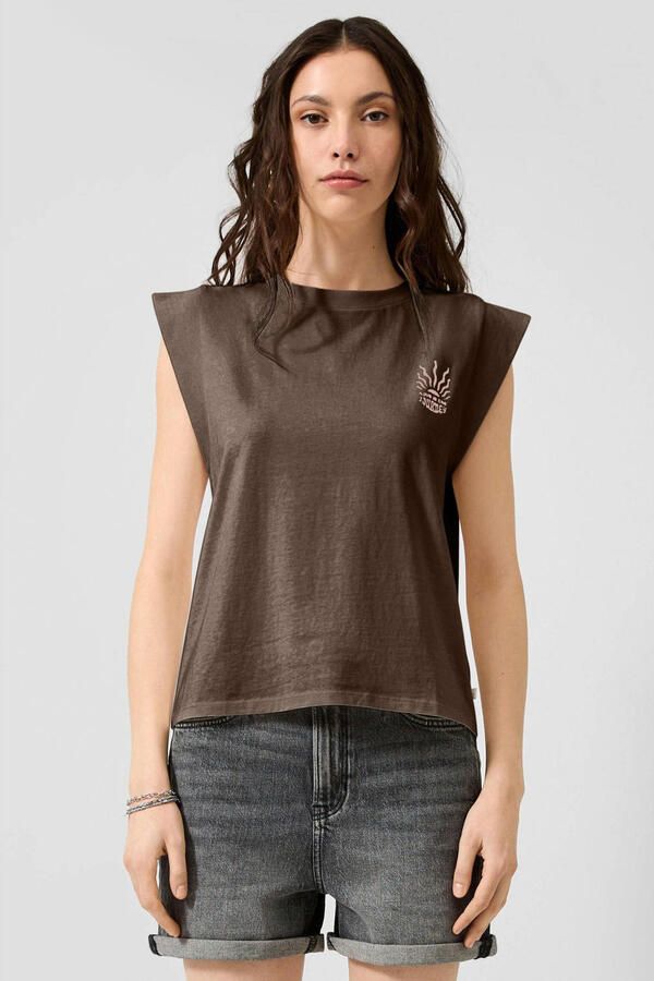 QS loose fit top bruin