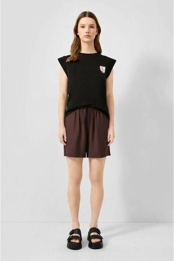 QS straight leg casual short donkerbruin