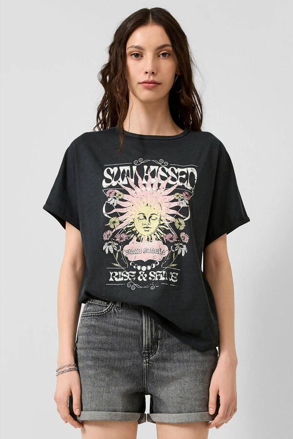 QS top met vleermuismouwen en print zwart