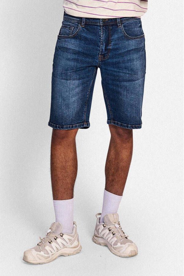 Redefined Rebel regular fit short RRStockholm clean wave