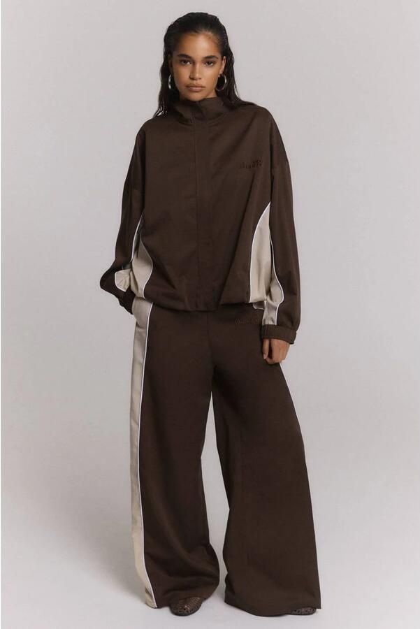 Refined Department wide leg broek donkerbruin