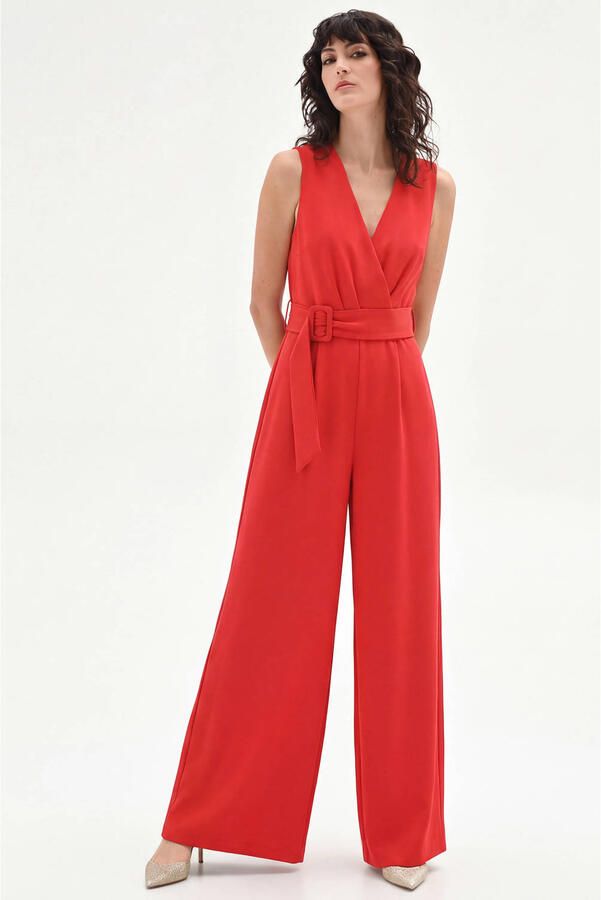 Rinascimento jumpsuit met ceintuur rood