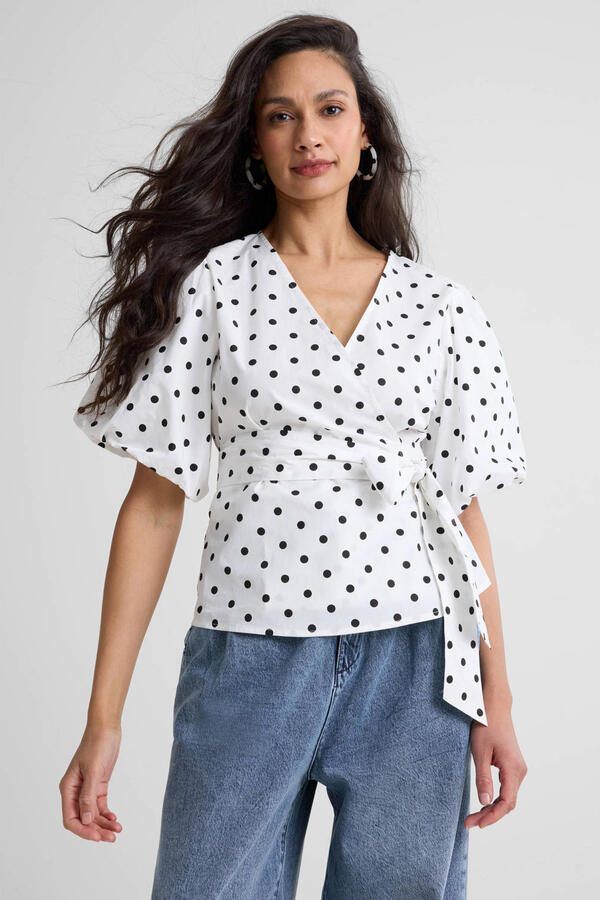 Ruby polkadot overslag top met pofmouwen zwart wit