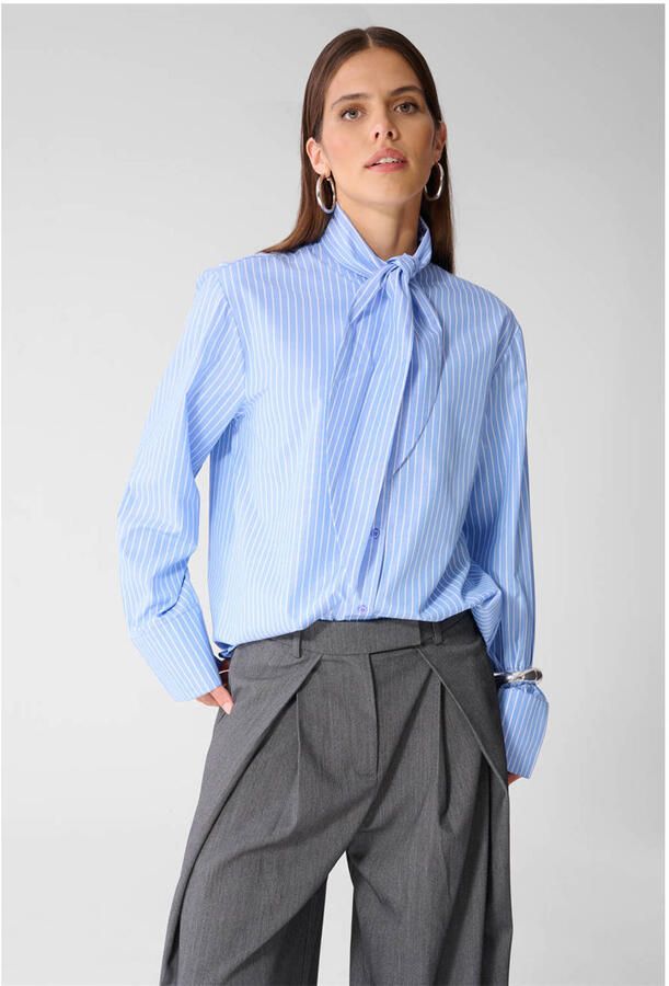 Shoeby blouse met krijtstreep lichtblauw