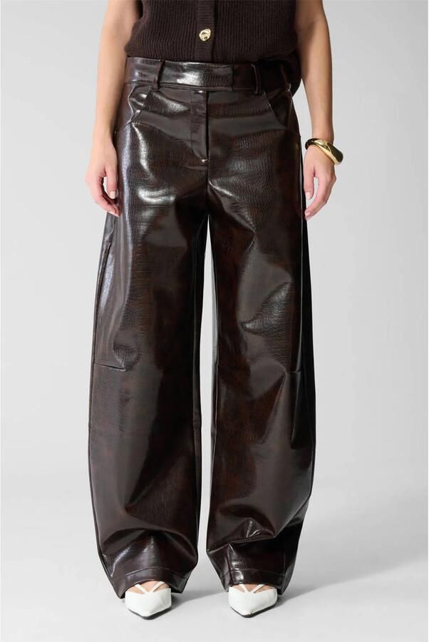Shoeby imitatieleren barrel broek donkerbruin