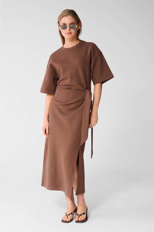 Shoeby midi jurk bruin