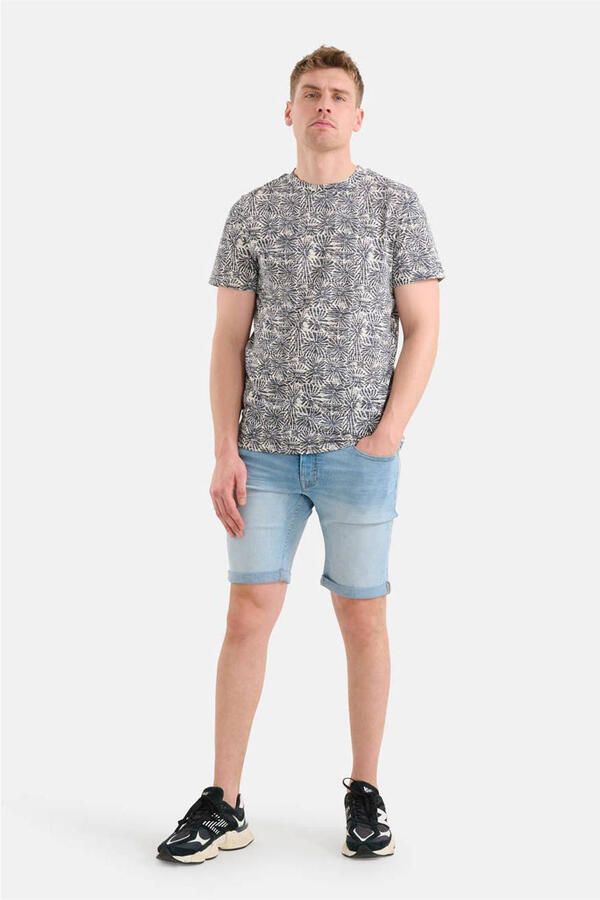 Shoeby regular fit short bleached