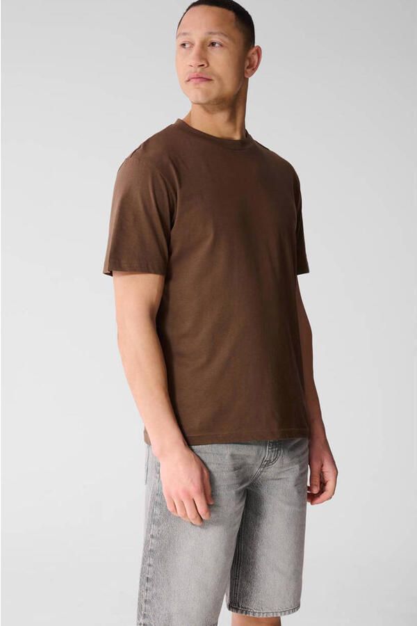 Shoeby regular T-shirt met backprint bruin