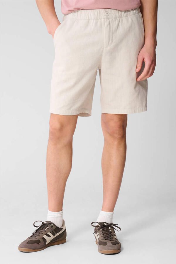 Shoeby regular waist casual short ecru