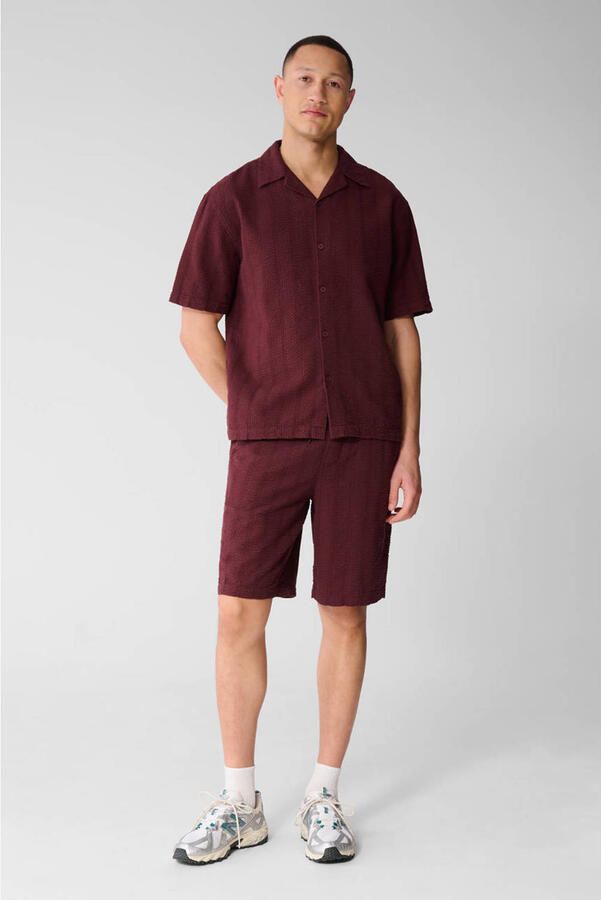 Shoeby relaxed regular waist sweatshort donkerrood met ingebreid patroon - Foto 3