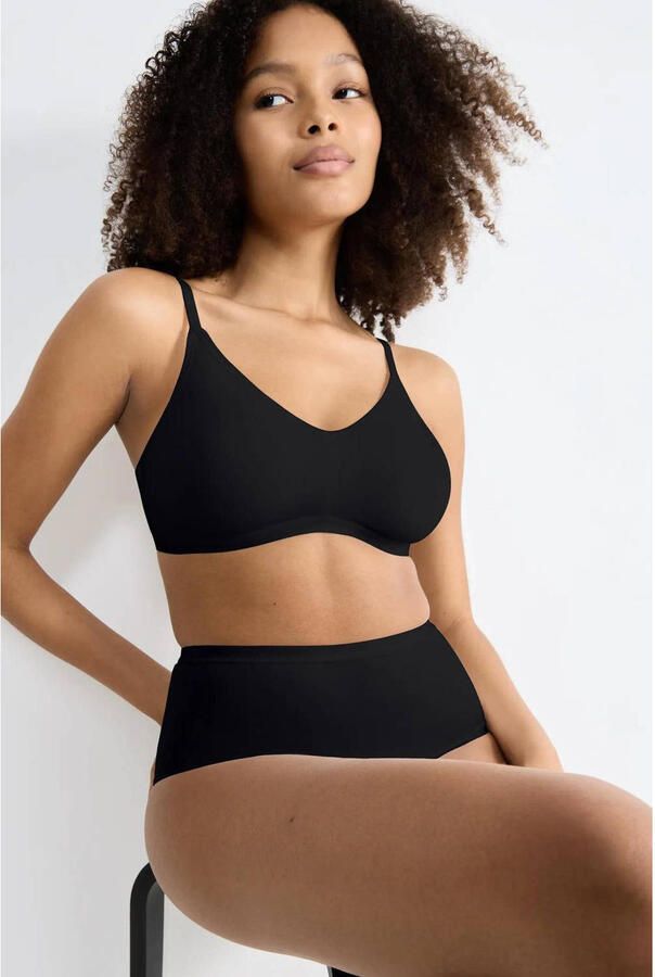 Sloggi Soft-bh GO Daily Cotton Glans-effect details diepe V-hals zonder beugel - Foto 2