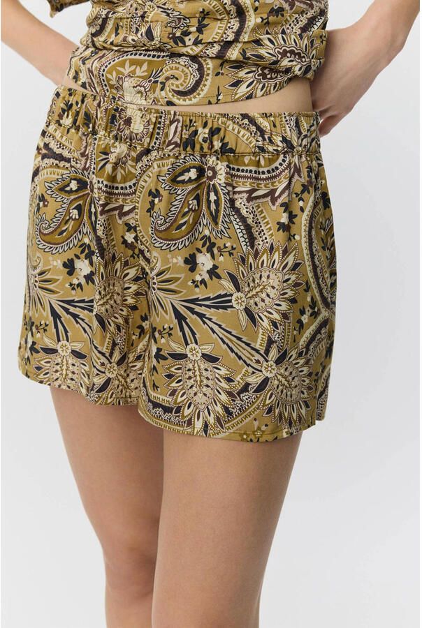 Sofie Schnoor low waist casual short met paisley print geel - Foto 3