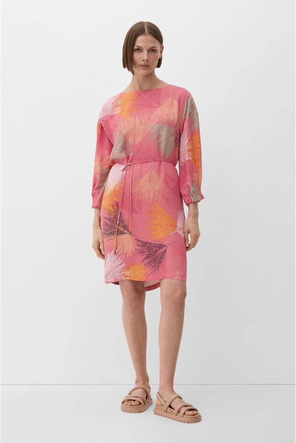 s.Oliver BLACK LABEL jurk met all over print en ceintuur roze oranje