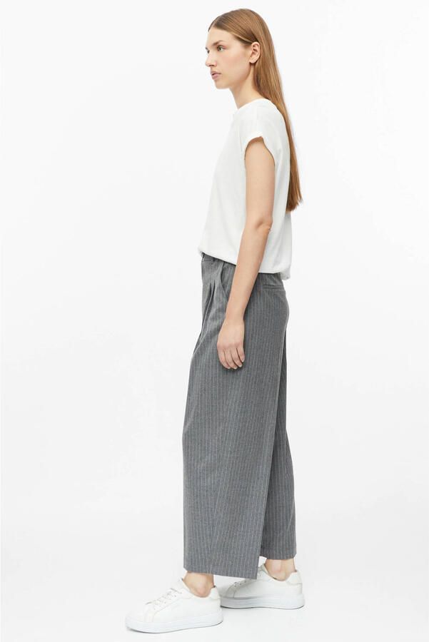 S.Oliver barrel pantalon met plooien en krijtstreep antraciet - Foto 2