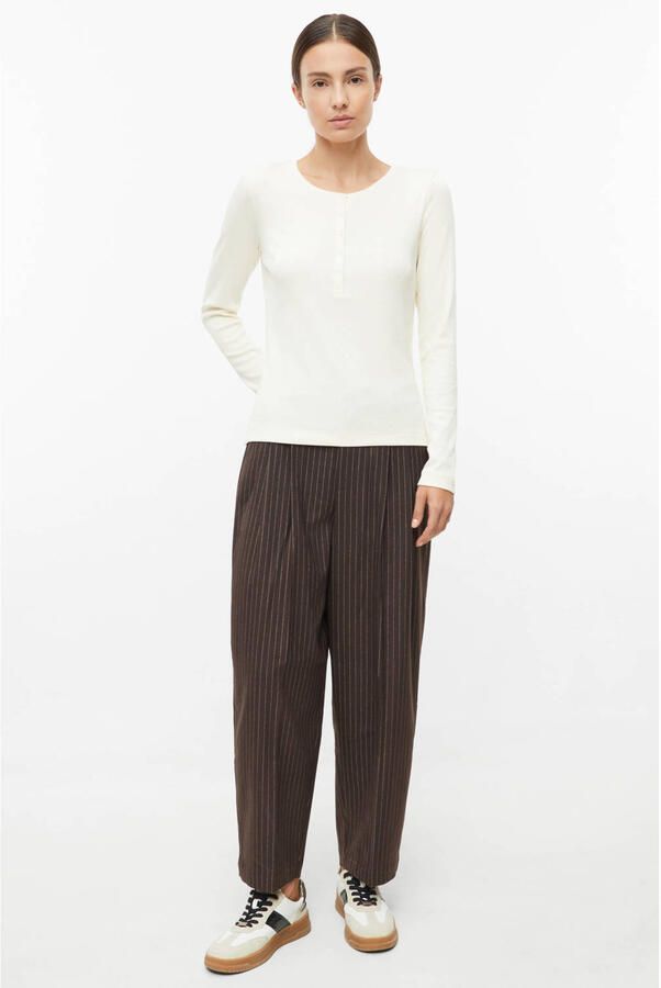 S.Oliver pantalon met plooien en krijtstreep donkerbruin - Foto 3