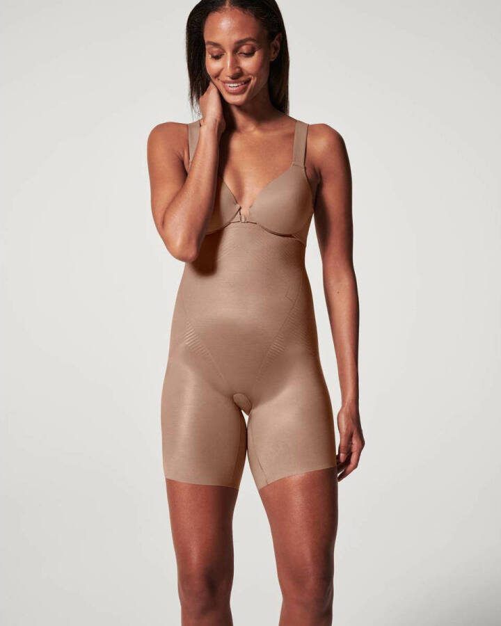 SPANX shape™ Invisible seamless medium corrigerende High-Waisted Mid-Thigh short donkerbeige - Foto 2