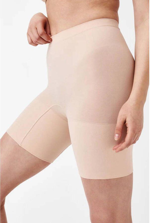 SPANX sculpt™ Seamless Power seamless sterk corrigerende short lichtbeige - Foto 2