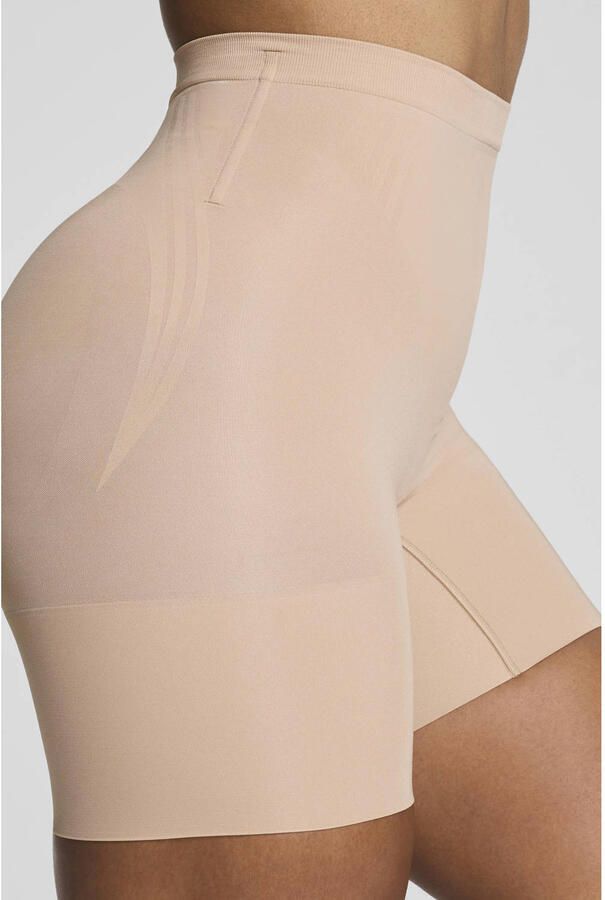 SPANX sculpt™ GoFigure seamless sterk corrigerende Mid Thigh short lichtbeige - Foto 2