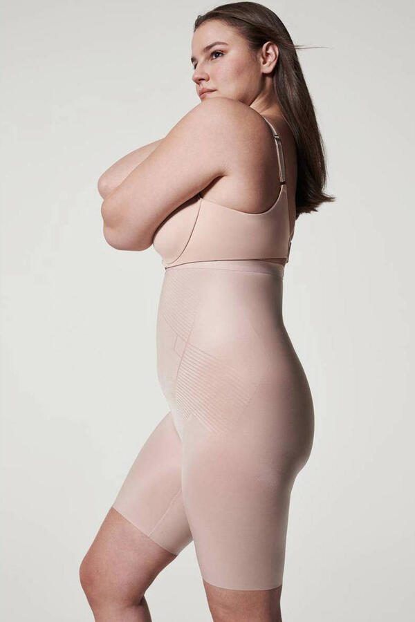 SPANX shape™ Invisible seamless medium corrigerende High-Waisted Mid-Thigh short beige - Foto 4