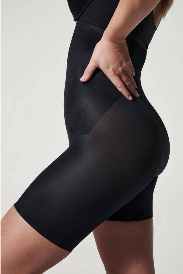 SPANX shape™ Invisible seamless medium corrigerende High-Waisted Mid-Thigh short zwart - Foto 2