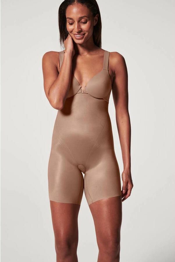 SPANX shape™ Invisible seamless medium corrigerende High-Waisted Mid-Thigh short donkerbeige - Foto 3