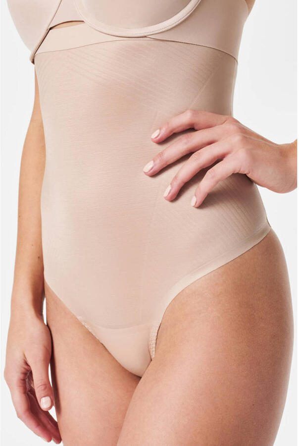 SPANX shape™ Invisible high waist medium corrigerende string beige - Foto 2