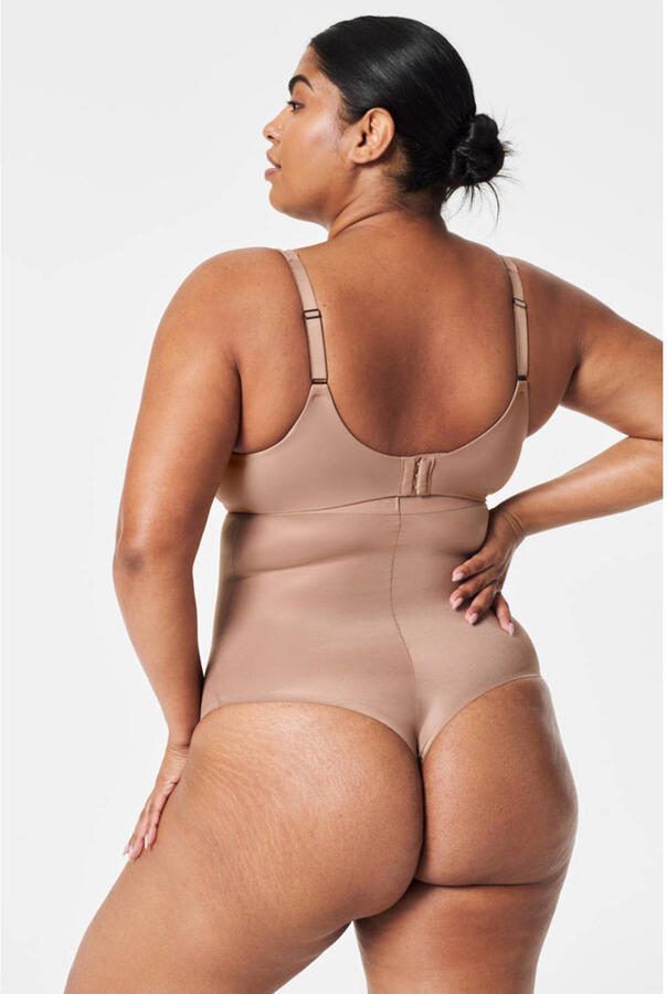 SPANX shape™ Invisible high waist medium corrigerende string donkerbeige - Foto 2
