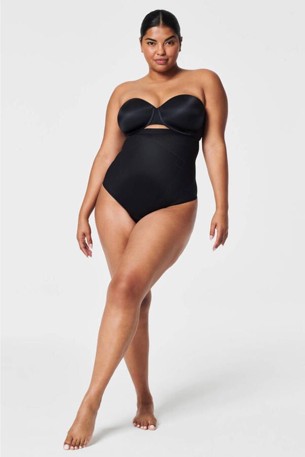 SPANX shape™ Invisible high waist medium corrigerende string zwart