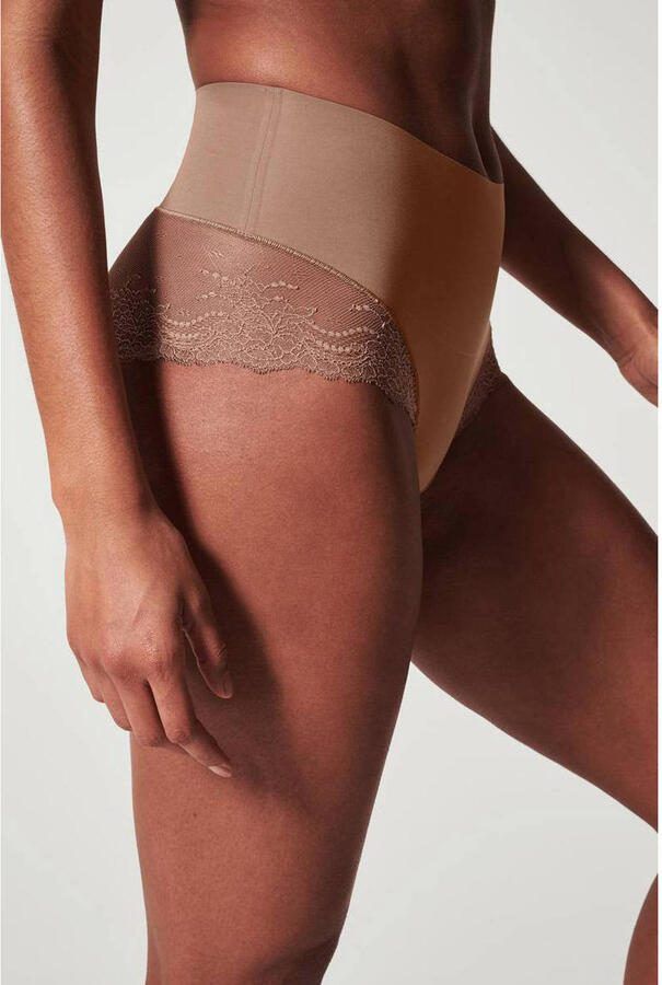 SPANX supersmooth™ Undie-tectable licht corrigerende Lace Hi-Hipster donkerbeige - Foto 2