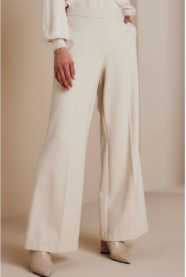 Summum Woman Boot Cut Broek in Wit White Dames