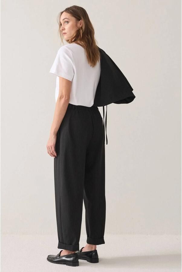 Summum tapered broek met krijtstreep zwart - Foto 2