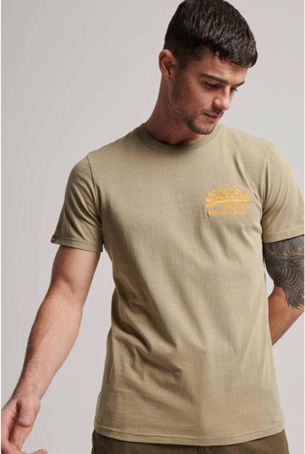Superdry regular fit T-shirt met logo canyon sand brown