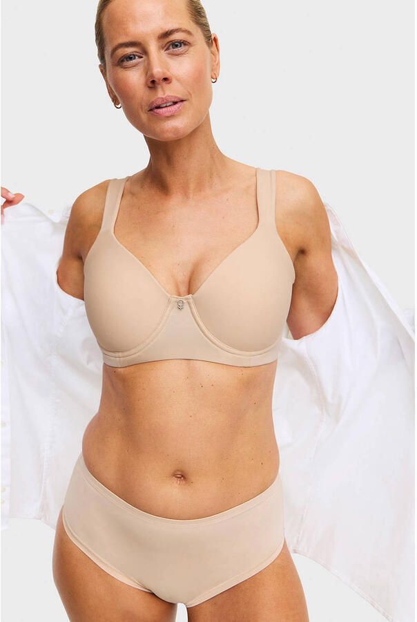 Swegmark voorgevormde beugelbh Pure Shape beige