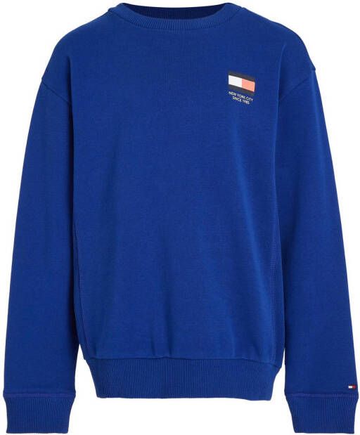 Tommy Hilfiger sweater MULTI FLAG SWEATSHIRT met backprint hardblauw Backprint 116