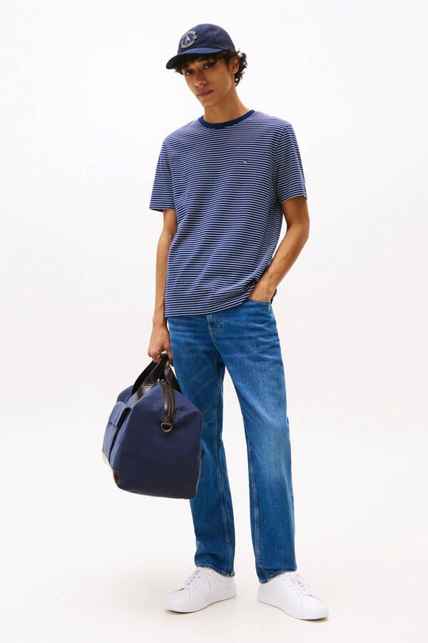 Tommy Hilfiger T-shirt ESSENTIAL REG FIT SOLID TEE met borduursel en ronde hals