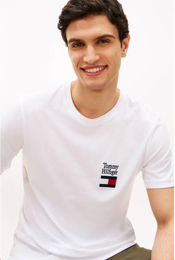 TOMMY HILFIGER Heren Polo's & T-shirts Brand Love Text Stack Tee Wit - Foto 6