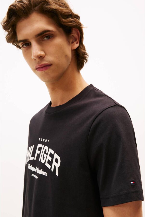 Tommy Hilfiger Regular fit T-shirt van puur katoen