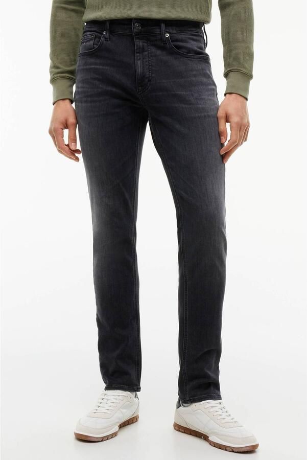 Tommy Jeans Slim fit jeans van mix van katoen en modal model 'SCANTON'