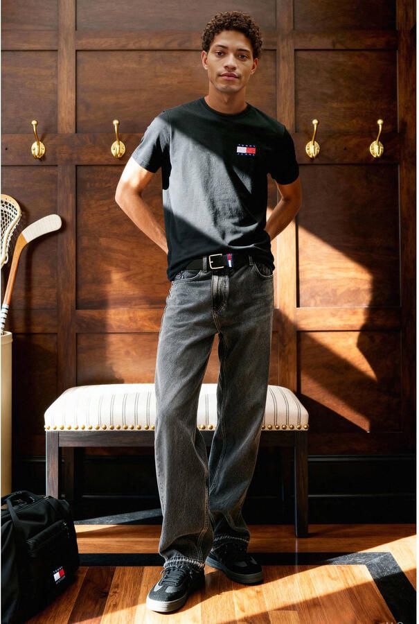 TOMMY JEANS T-shirt TJM SLIM ESSENTIAL FLAG TEE EXT - Foto 3