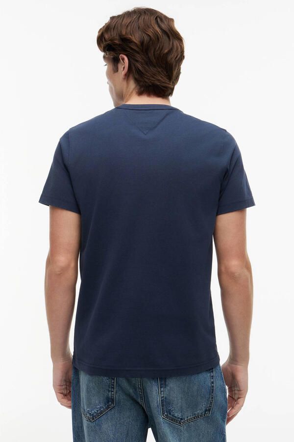 TOMMY JEANS T-shirt TJM ORIGINAL JERSEY V NECK TEE met v-hals en subtiele logo-vlag - Foto 3