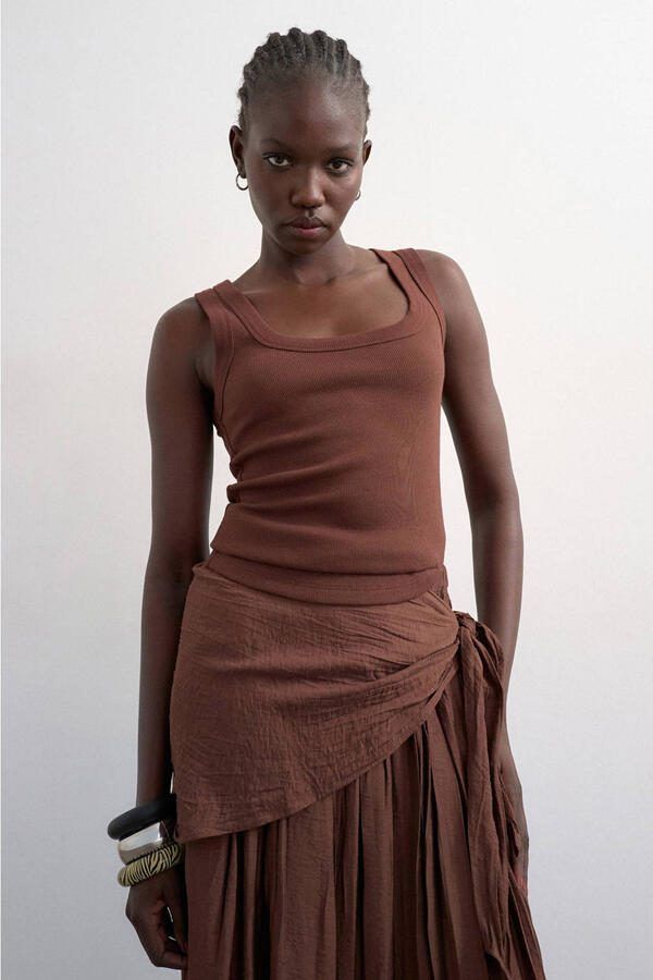 Topshop Tanktop in riblook model 'HONEY'